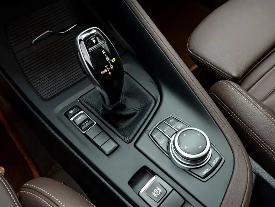 BMW X1 2021 — фото 25