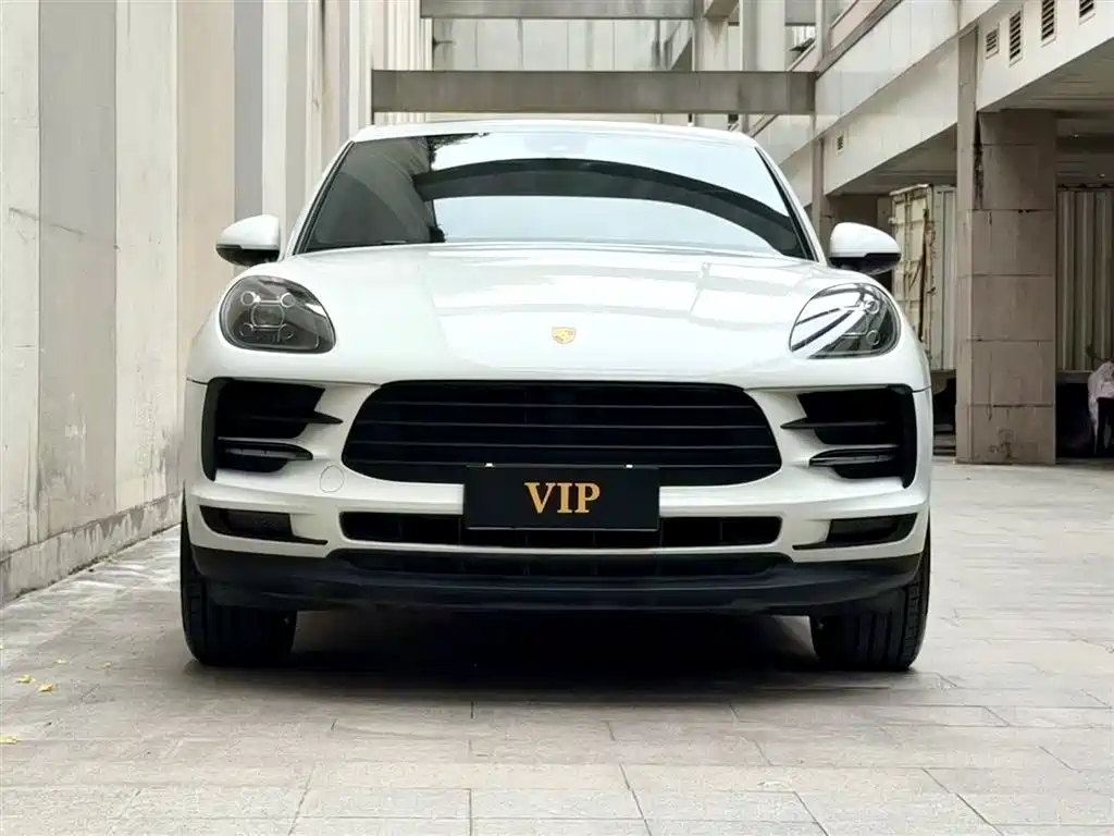 Porsche Macan 2020
