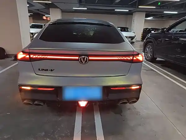 Changan UNI-V 2022