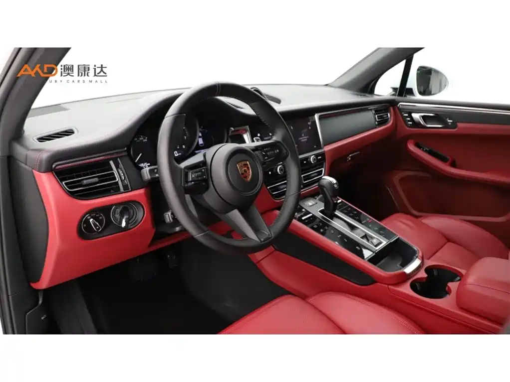 Porsche Macan 2024