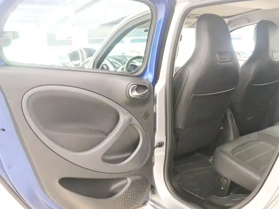 smart forfour 2019 — фото 12