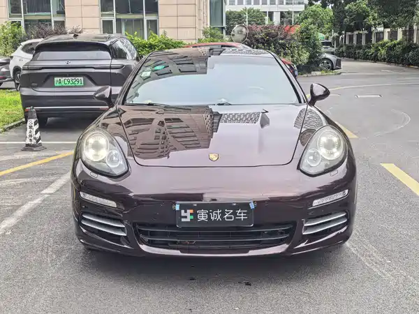 Porsche Panamera 2012