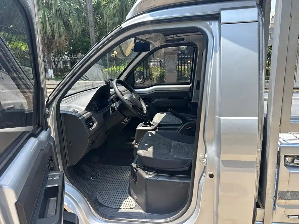 Wuling Rongguang New Card 2024