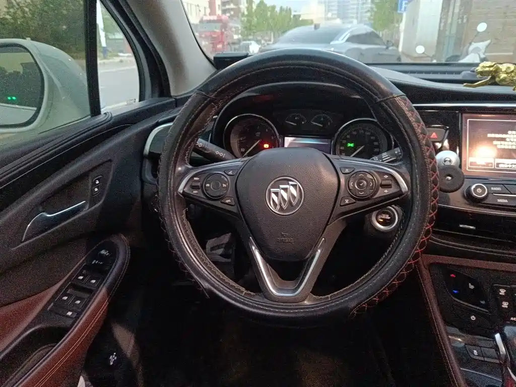 Buick Envision Plus 2018 — фото 3