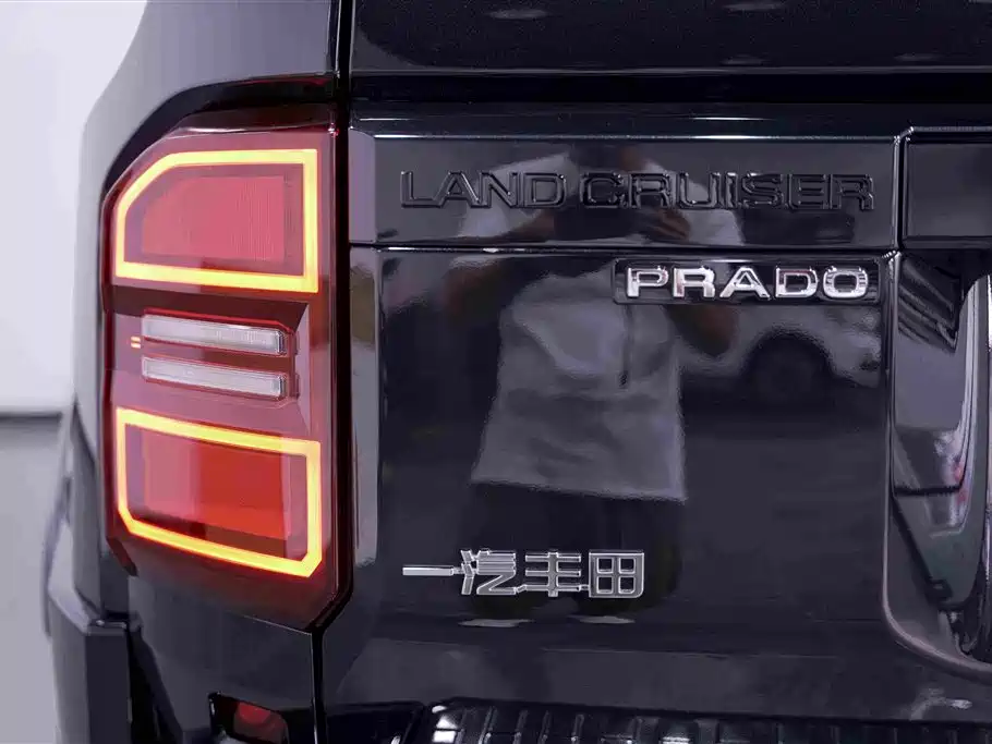 Toyota Prado 2025 — фото 24