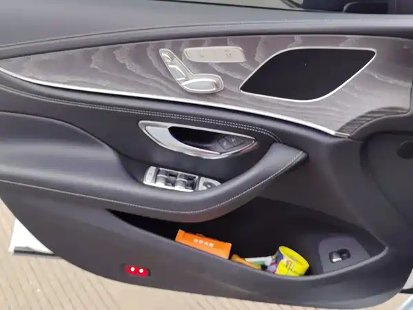 Mercedes-Benz CLS 2020