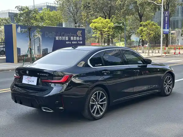 BMW 3 Series 2025