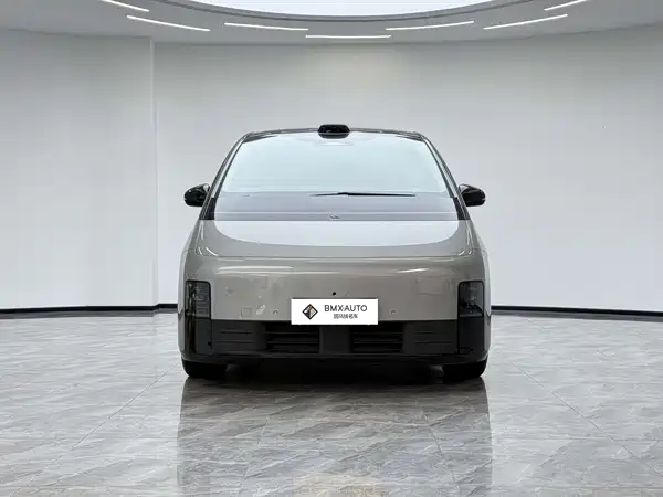 Li Auto MEGA 2024