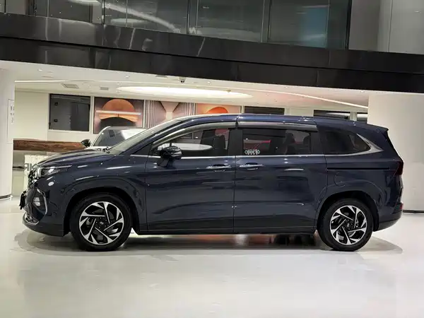 Hyundai Custin 2021