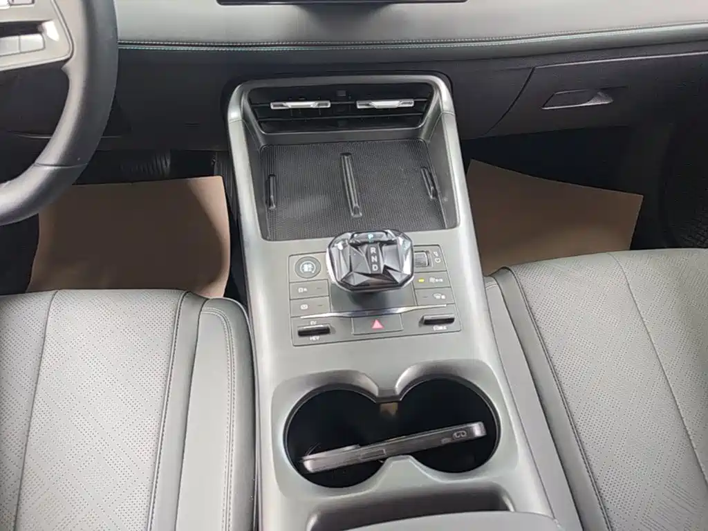 BYD Qin PLUS 2025 — фото 14