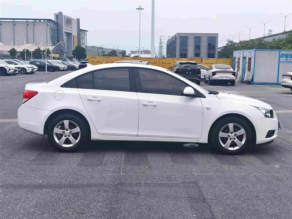 Chevrolet Cruze 2014