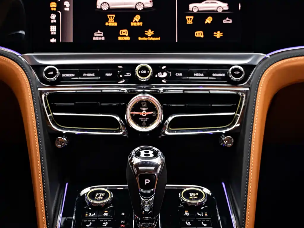 Bentley Flying Spur 2023 — фото 9
