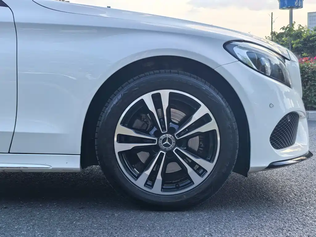 Mercedes-Benz C-Class 2017 — фото 9