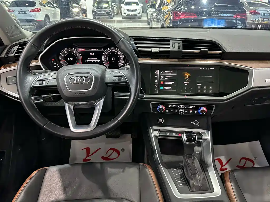 Audi Q3 2022 — фото 10