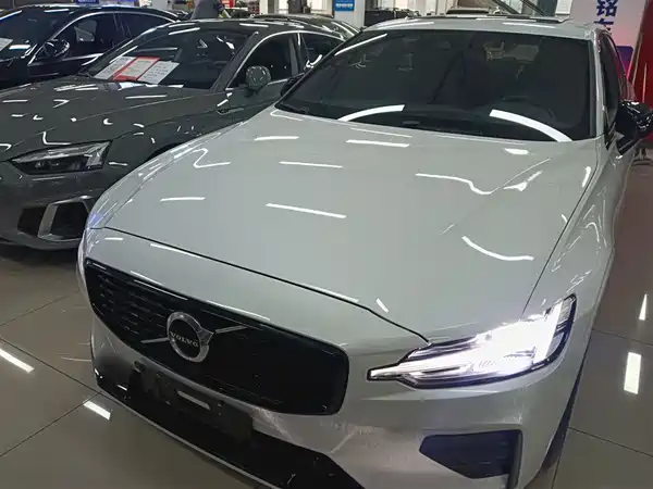 Volvo S60 2020