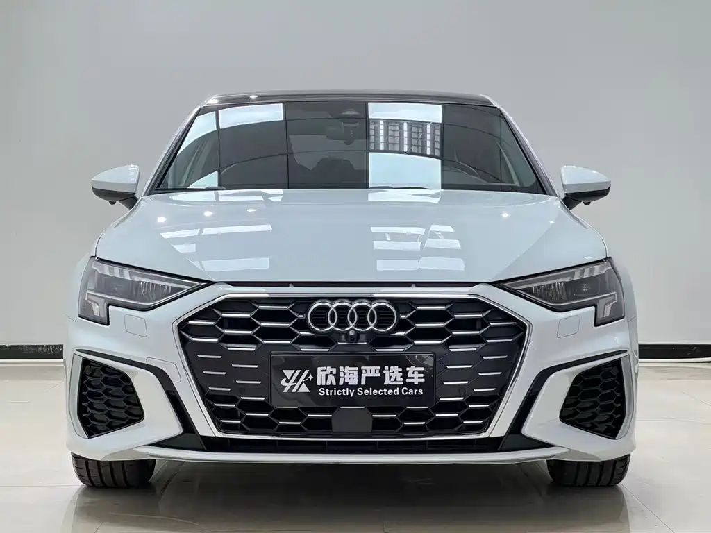 Audi A3 2022 — фото 2