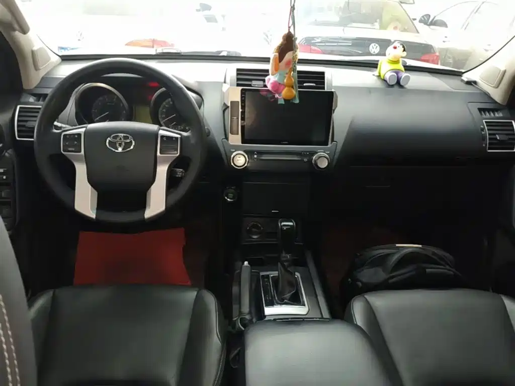 Toyota Prado 2017 — фото 10