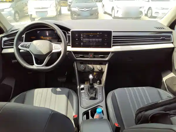 Volkswagen Tiguan L 2022