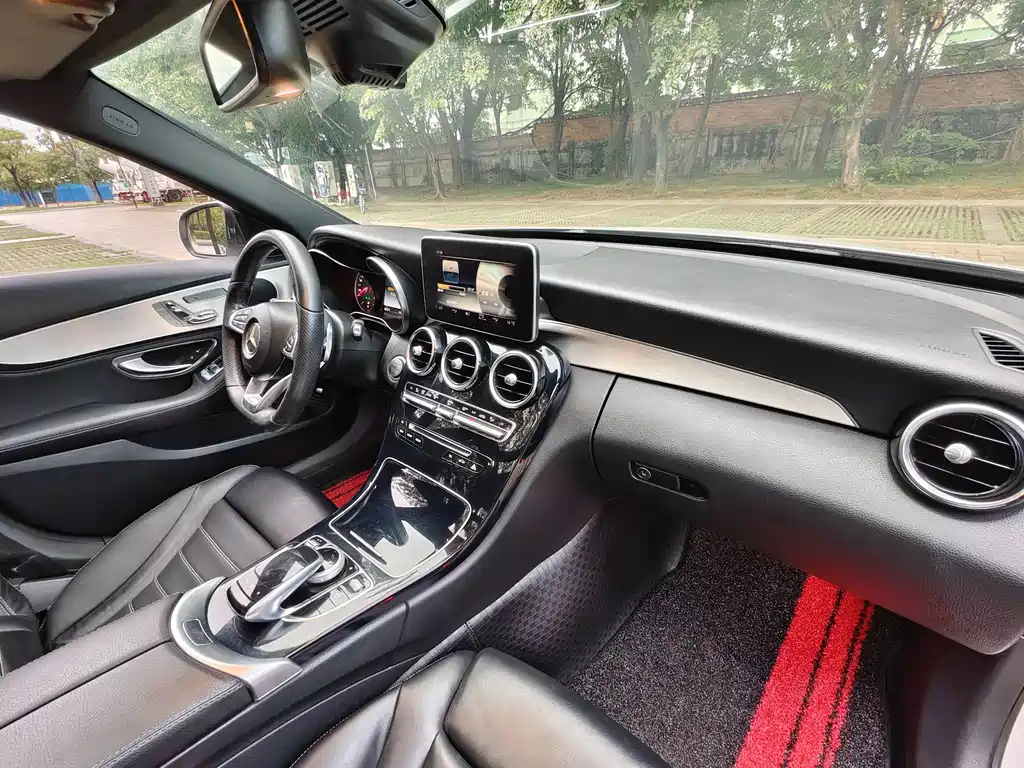 Mercedes-Benz C-Class 2017 — фото 14