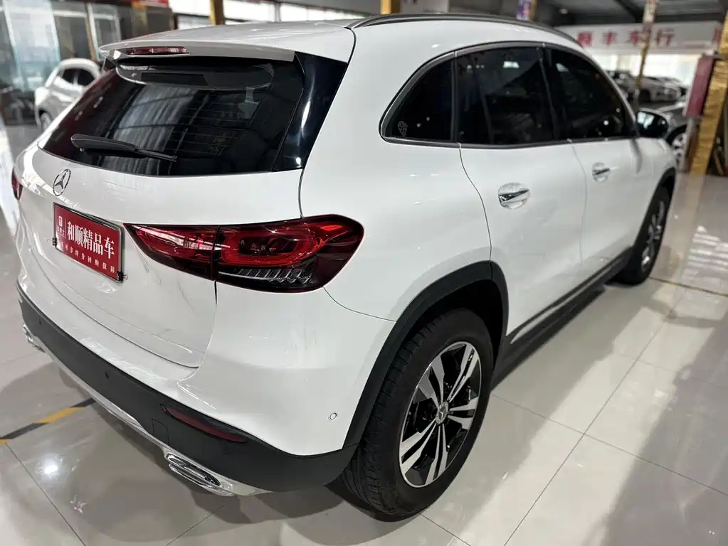 Mercedes-Benz GLA 2021 — фото 17