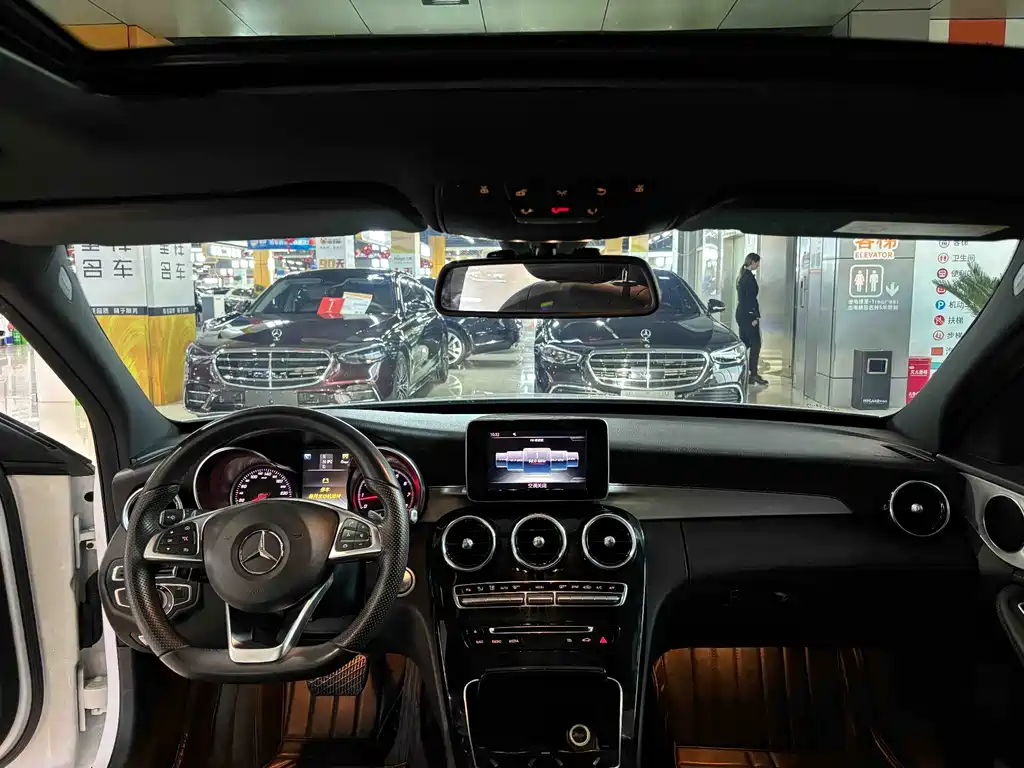 Mercedes-Benz C-Class 2017 — фото 17