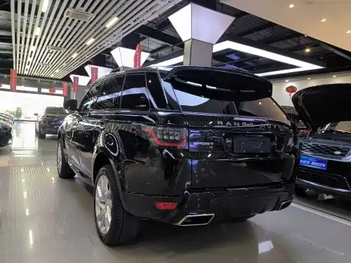 Land Rover Range Rover Sport 2020 — фото 9
