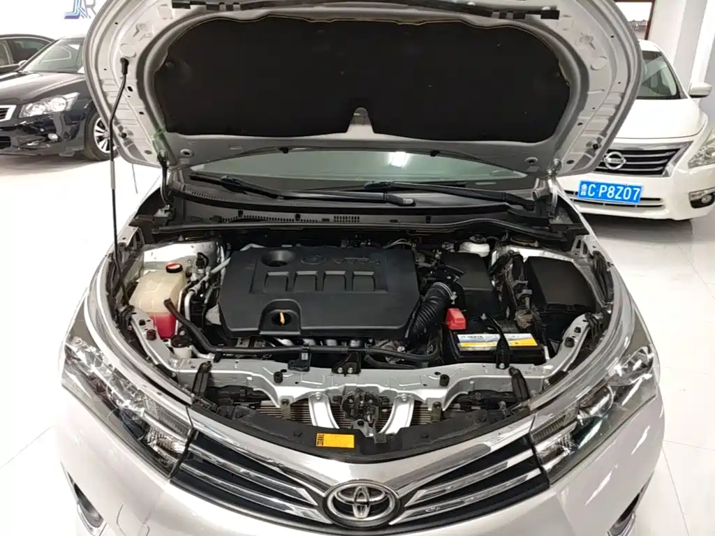 Toyota Corolla 2015 — фото 20
