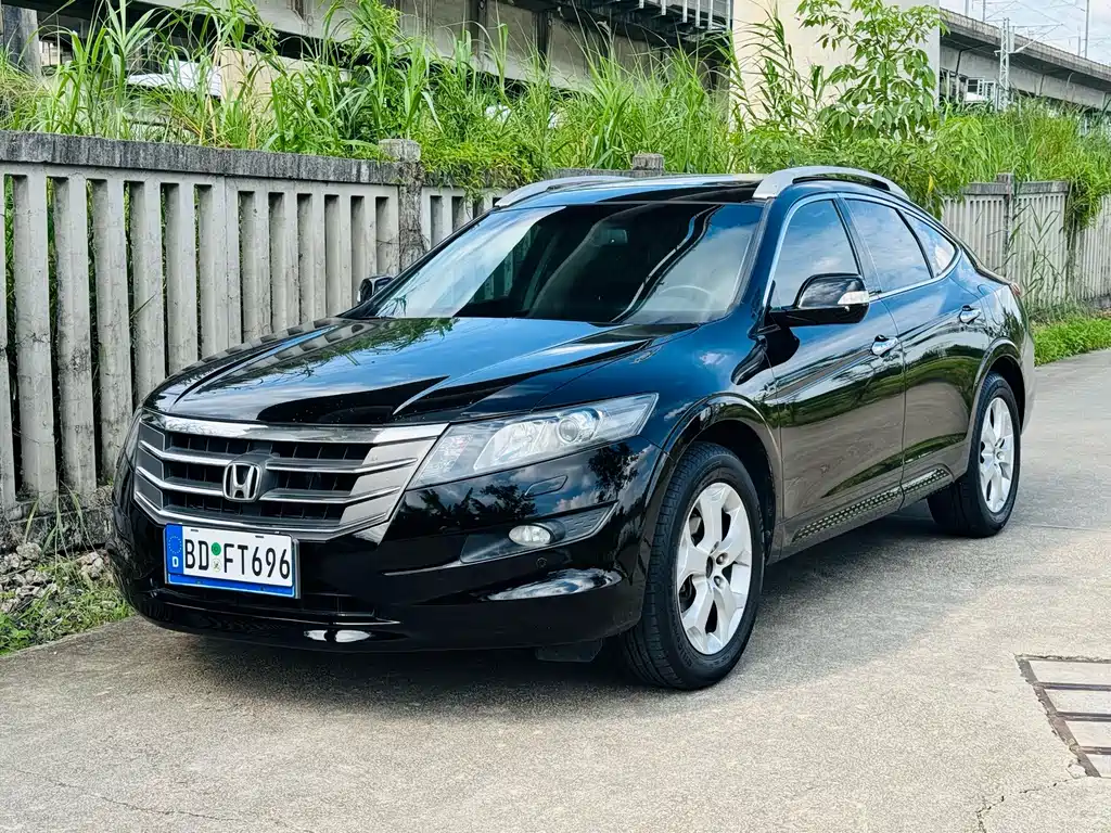 Honda Crosstour 2013 — фото 1
