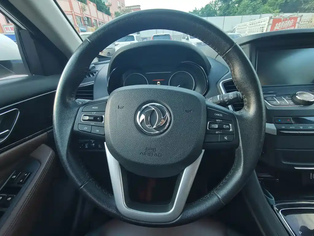 Dongfeng Fengshen AX7 2018 — фото 16