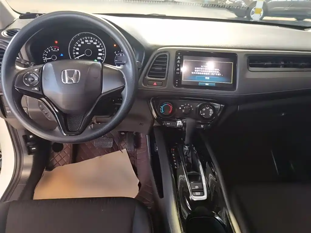 Honda Vezel 2021 — фото 10