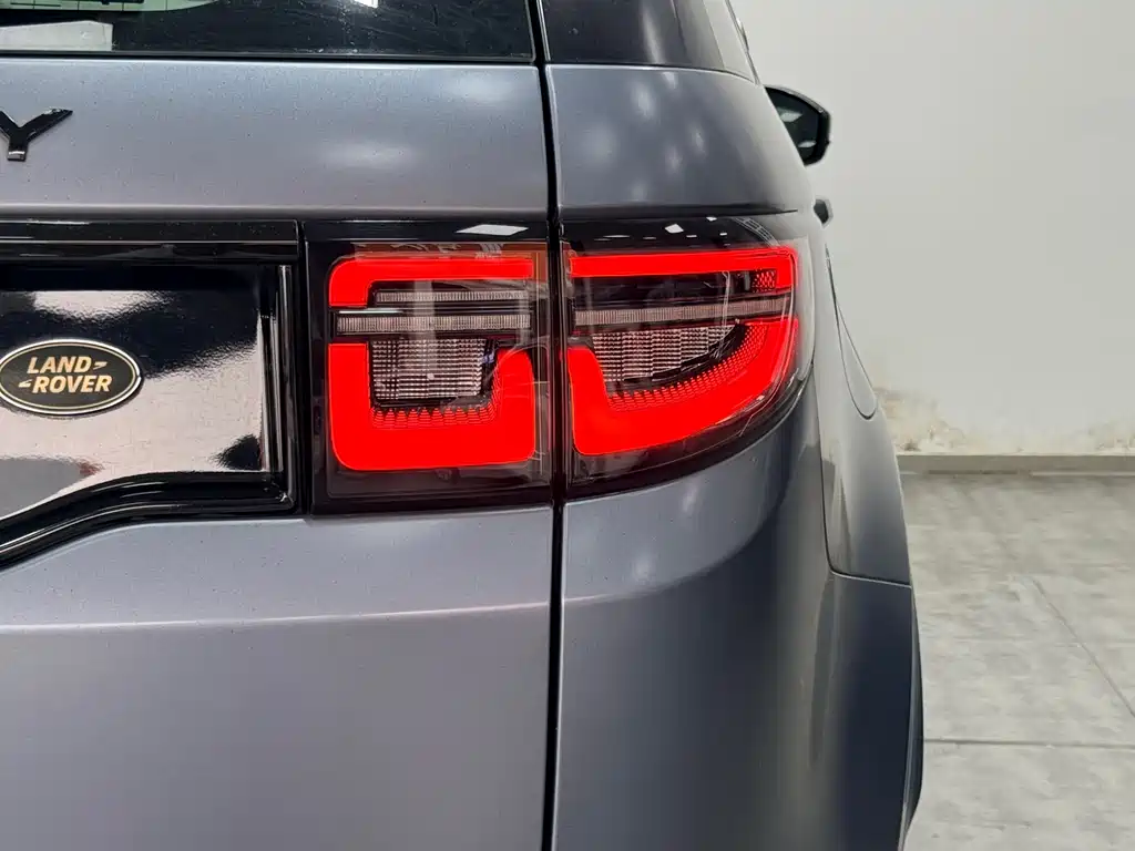 Land Rover Discovery Sport 2021 — фото 21