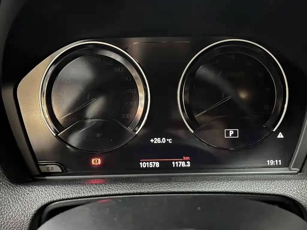 BMW M2 2019 — фото 9