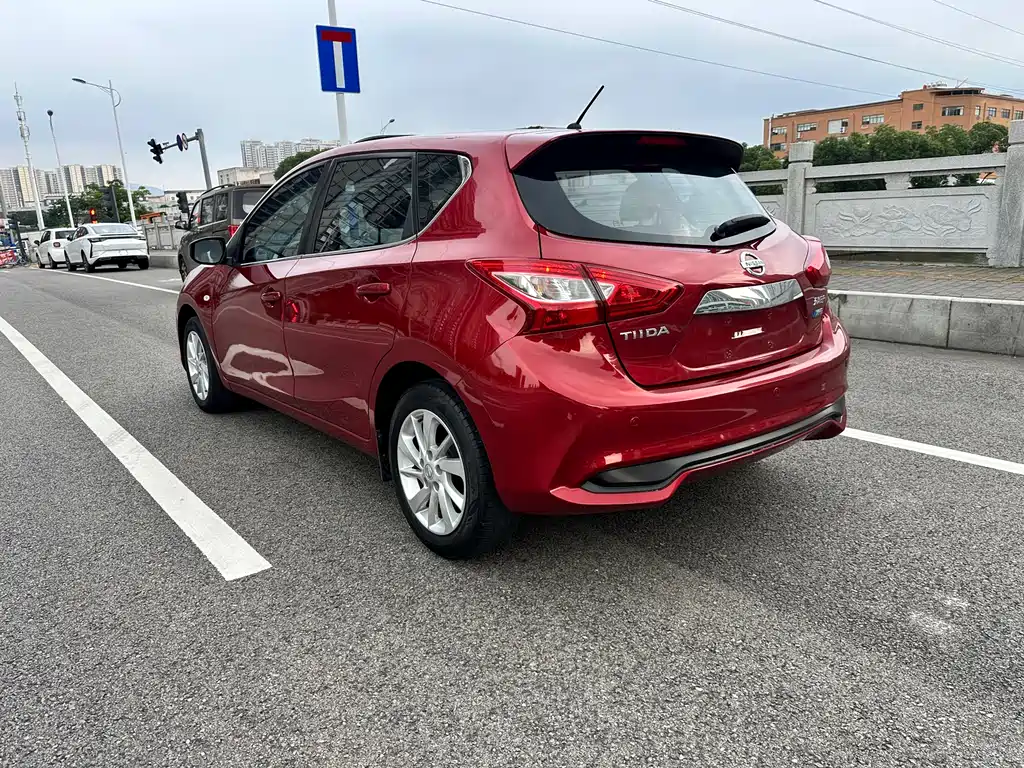 Nissan Tiida 2019 — фото 9