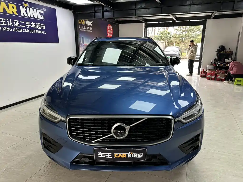 Volvo XC60 2020 — фото 3