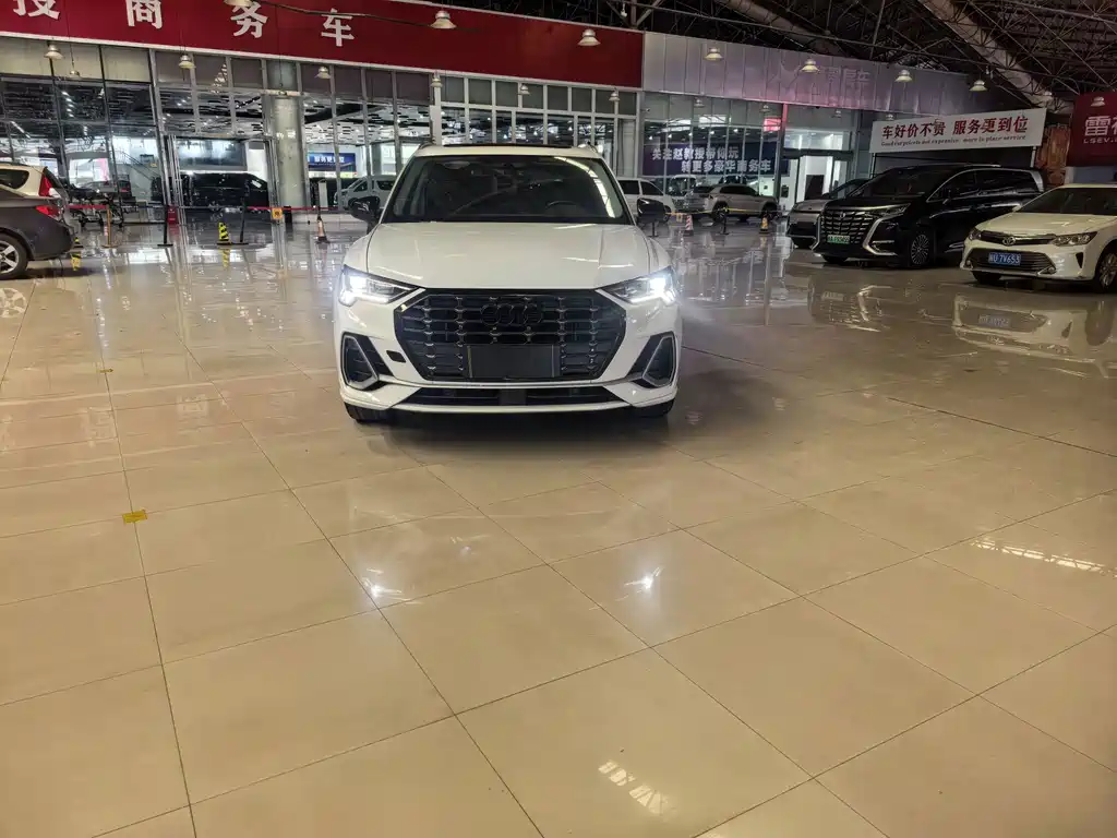 Audi Q3 2022