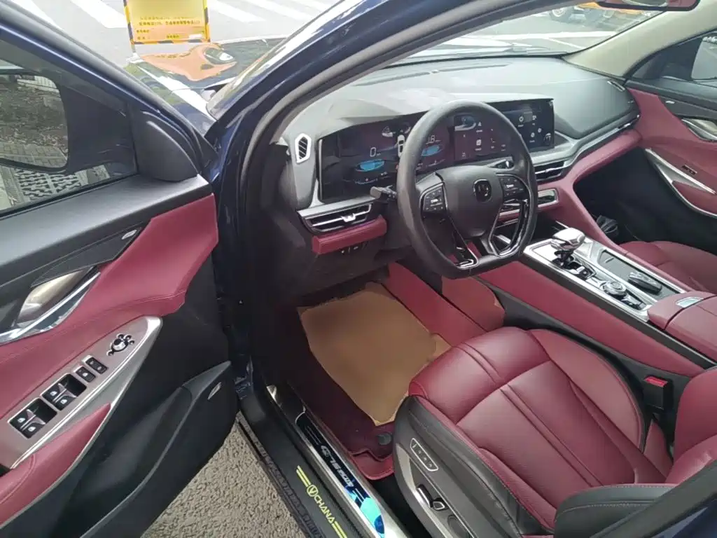 Changan CS75PLUS 2019 — фото 12