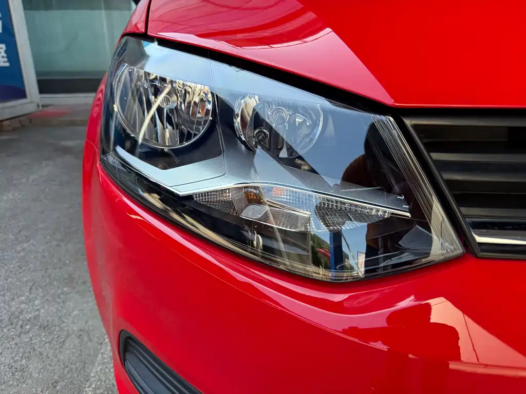 Volkswagen Polo 2019 — фото 14