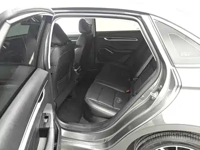 Geely Emgrand 2023