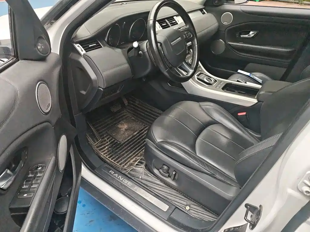 Land Rover Evoque 2018 — фото 14