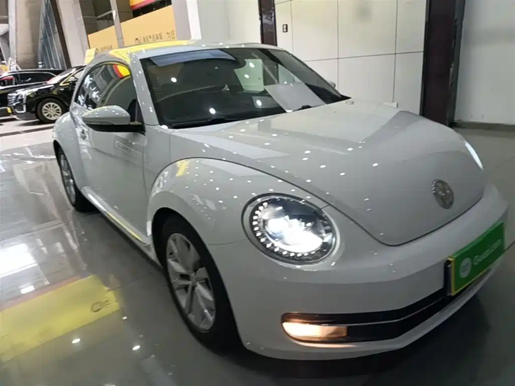 Volkswagen Beetle 2015 — фото 4