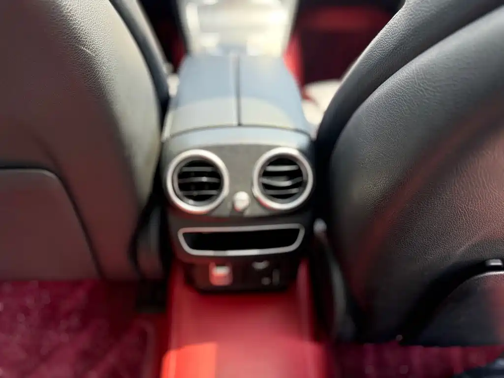 Mercedes-Benz C-Class 2020 — фото 15