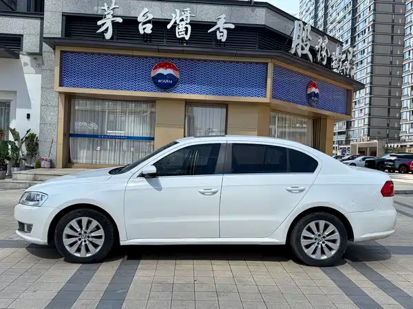 Volkswagen Lavida 2014