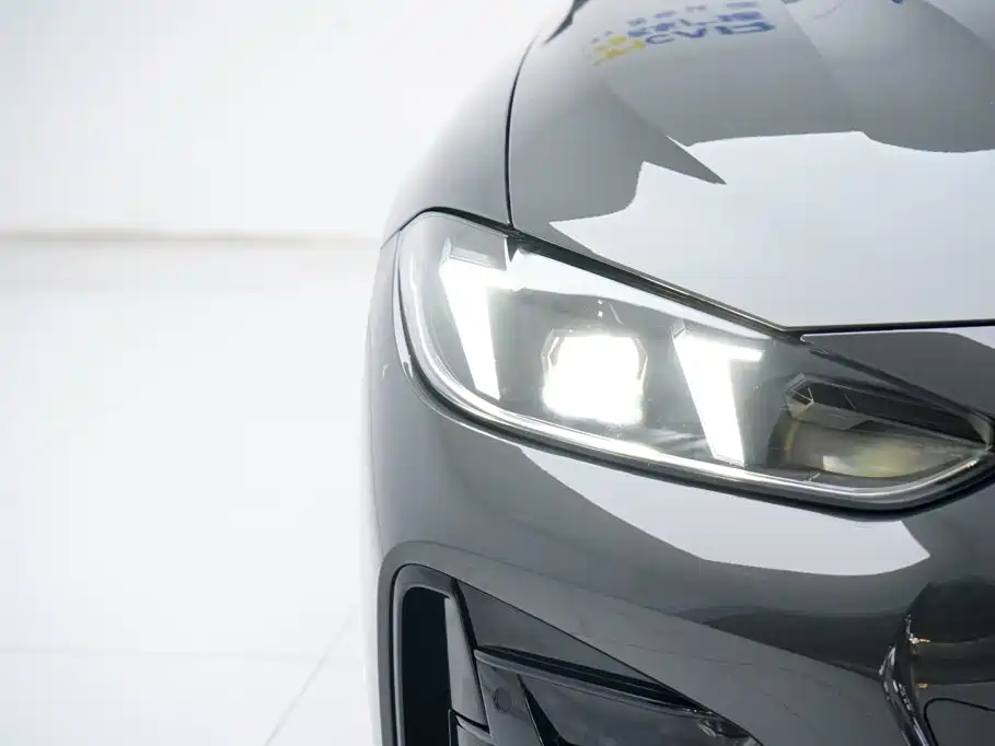 BMW 4 Series 2025 — фото 13