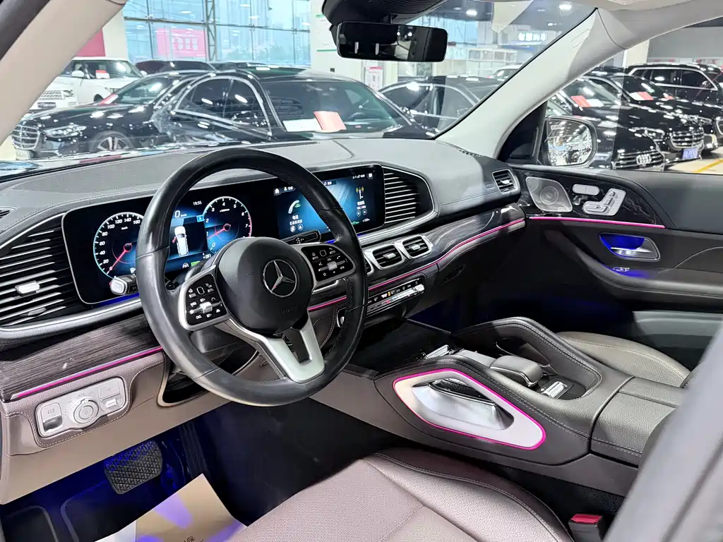 Mercedes-Benz GLS 2021