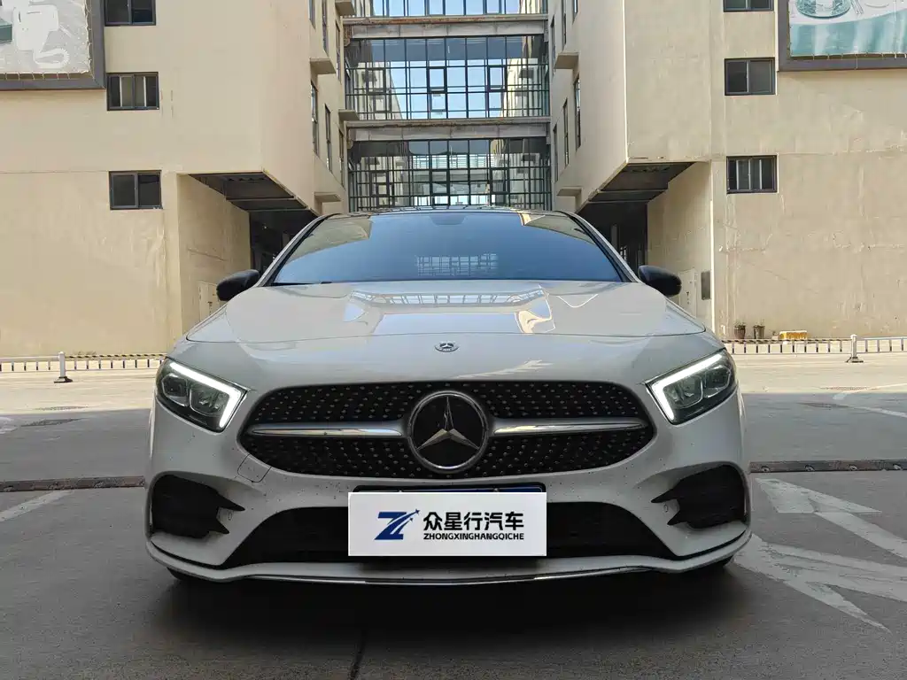Mercedes-Benz A-Class 2021 — фото 2