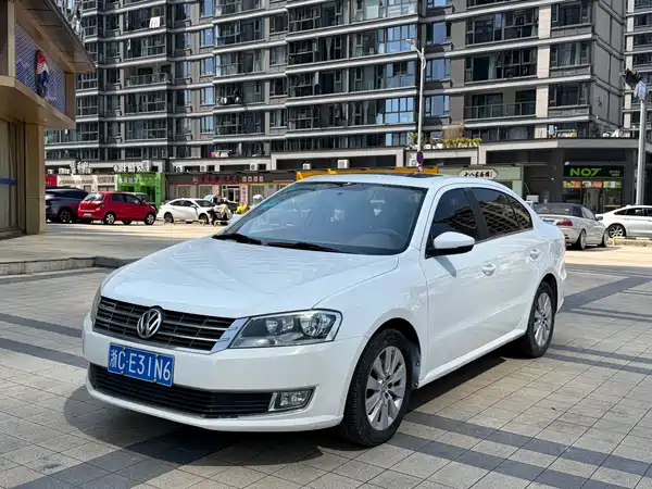 Volkswagen Lavida 2014