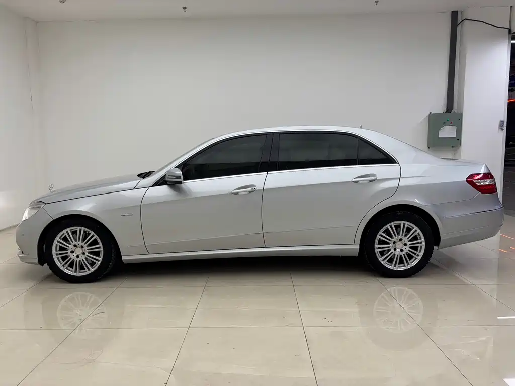 Mercedes-Benz C-Class 2010