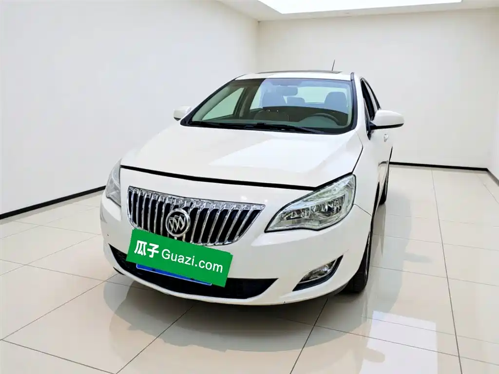 Buick Excelle 2016 — фото 1