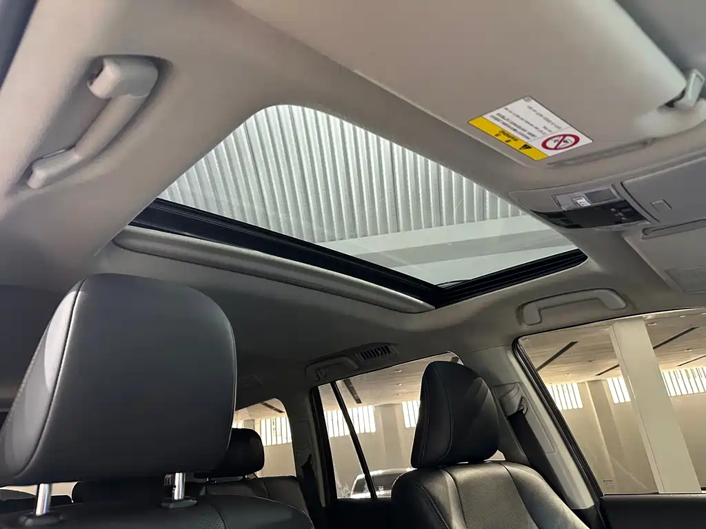 Toyota Prado 2019 — фото 16