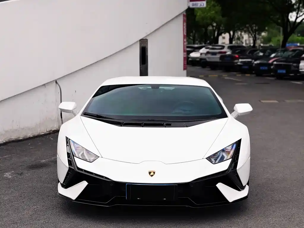 Lamborghini Huracán 2024 — фото 2
